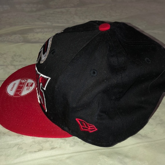 Atlanta Falcons flat bill hat. Great condition! - Picture 2 of 3